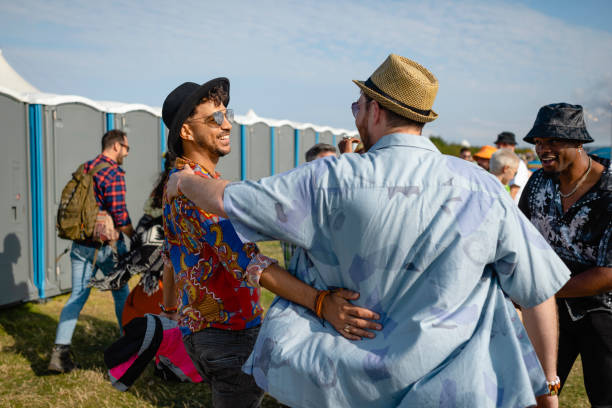 Best Portable toilet rental cost  in Youngstown, OH